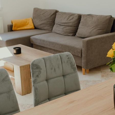 Apartman Emily Brezno Zewnętrze zdjęcie